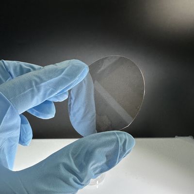 Semi-isolatore di wafer in carburo di silicio ad alta resistività per applicazioni a basse particelle