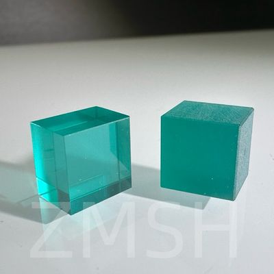 Coltivazione artificiale dopato colore zaffiro AL2O3 Metodo CZ personalizzato Rubino Blu Padparadscha