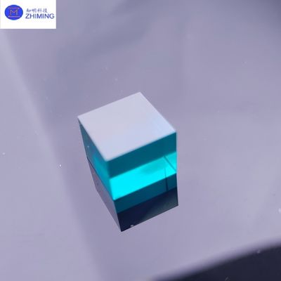 Colore sintetico gemma zaffiro pietra grezza blu cielo durezza Mohs 9 per gioielli artigianali