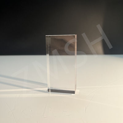 Sapphire Prism Al2O3 Ky Metodo Laser e Comunicazione Ottica Specificativi personalizzabili