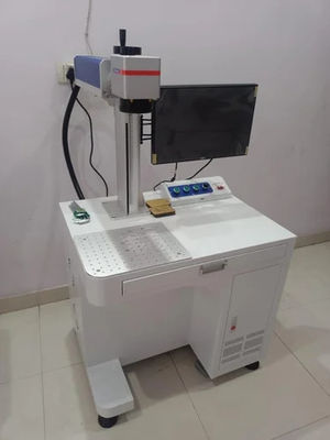 355nm UV Laser Marking Machine 3W/5W/10W Potenza opzionale ±0.01mm Precisione
