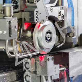 Macchina di taglio automatizzata di precisione Taglio di wafer completamente automatico Taglio di precisione