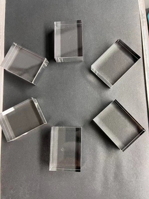 Buon prezzo Grado ottico su misura Windows zaffiro/del quarzo per la guida della luce laser in linea