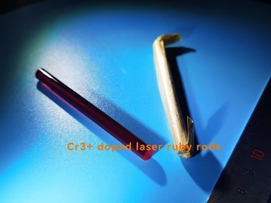 Buon prezzo Laser su misura ricoprente Sapphire Crystal High Hardness Anti Corrosion di dimensione in linea