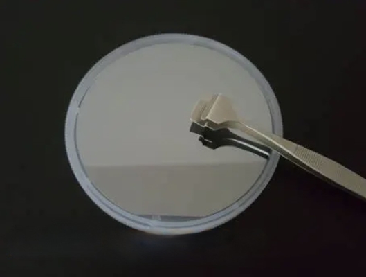 Buon prezzo VGF tipo a 2 pollici substrato di 4Inch N/P a semiconduttore del wafer di GaAs per crescita epitassiale in linea