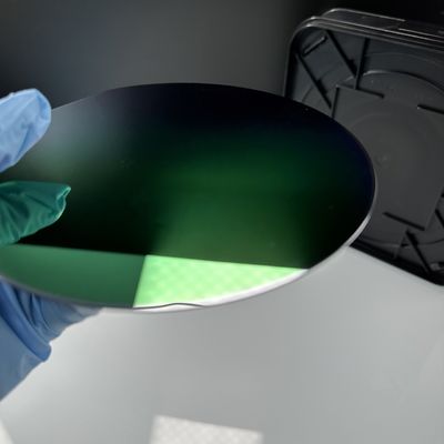 Ossido termico di SiO2 di grande spessore su wafer di silicio per sistemi di comunicazione ottica