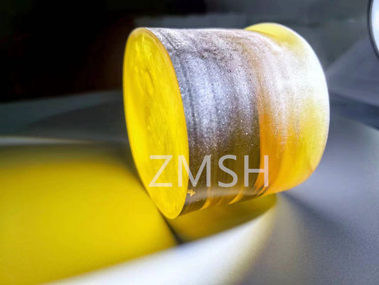 Buon prezzo Sapphire artificiale dorato pietra preziosa grezza scala di durezza di Mohs 9 cristallo per gioielli in linea