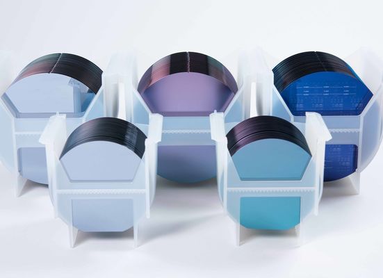 Buon prezzo Orientazione del wafer di silicio CZ111 Resistenza: 1-10 (ohm.cm) lucidatura a lato singolo o doppio in linea