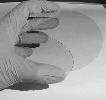 Buon prezzo Wafer a 6 pollici dei modelli di Sapphire Based AlN per la finestra dello zaffiro del wafer dello zaffiro dei dispositivi di 5G BAW in linea
