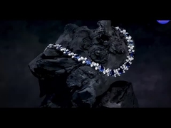 Smeraldo verde zaffiro Gemma grezza realizzata in laboratorio per gioielli squisiti